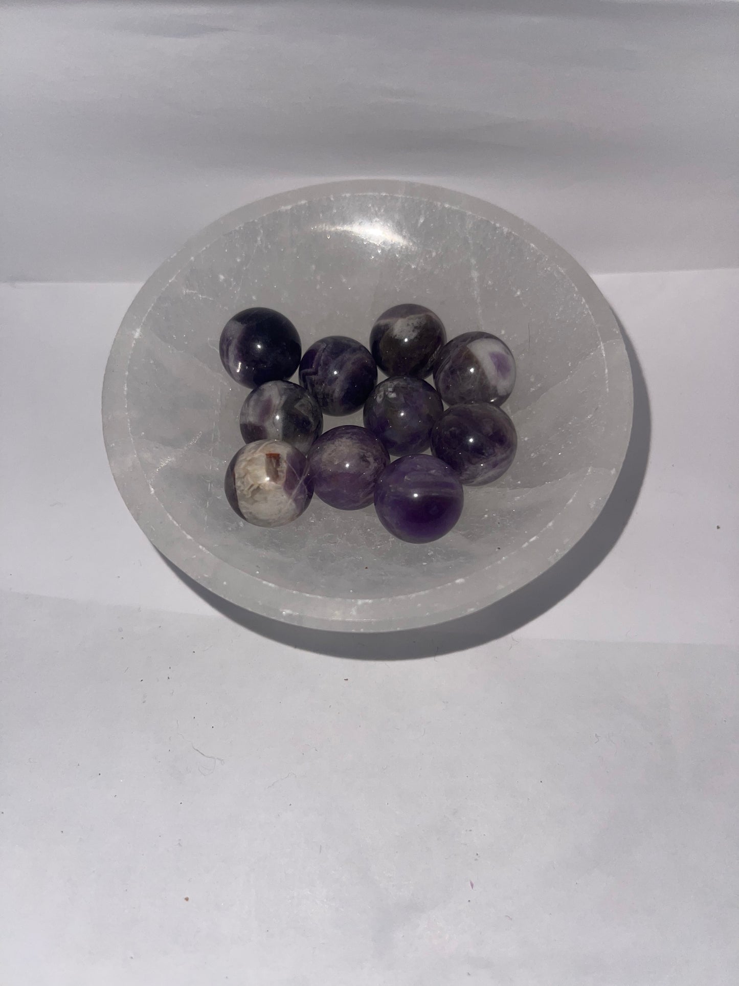 Amethyst quartz sphere