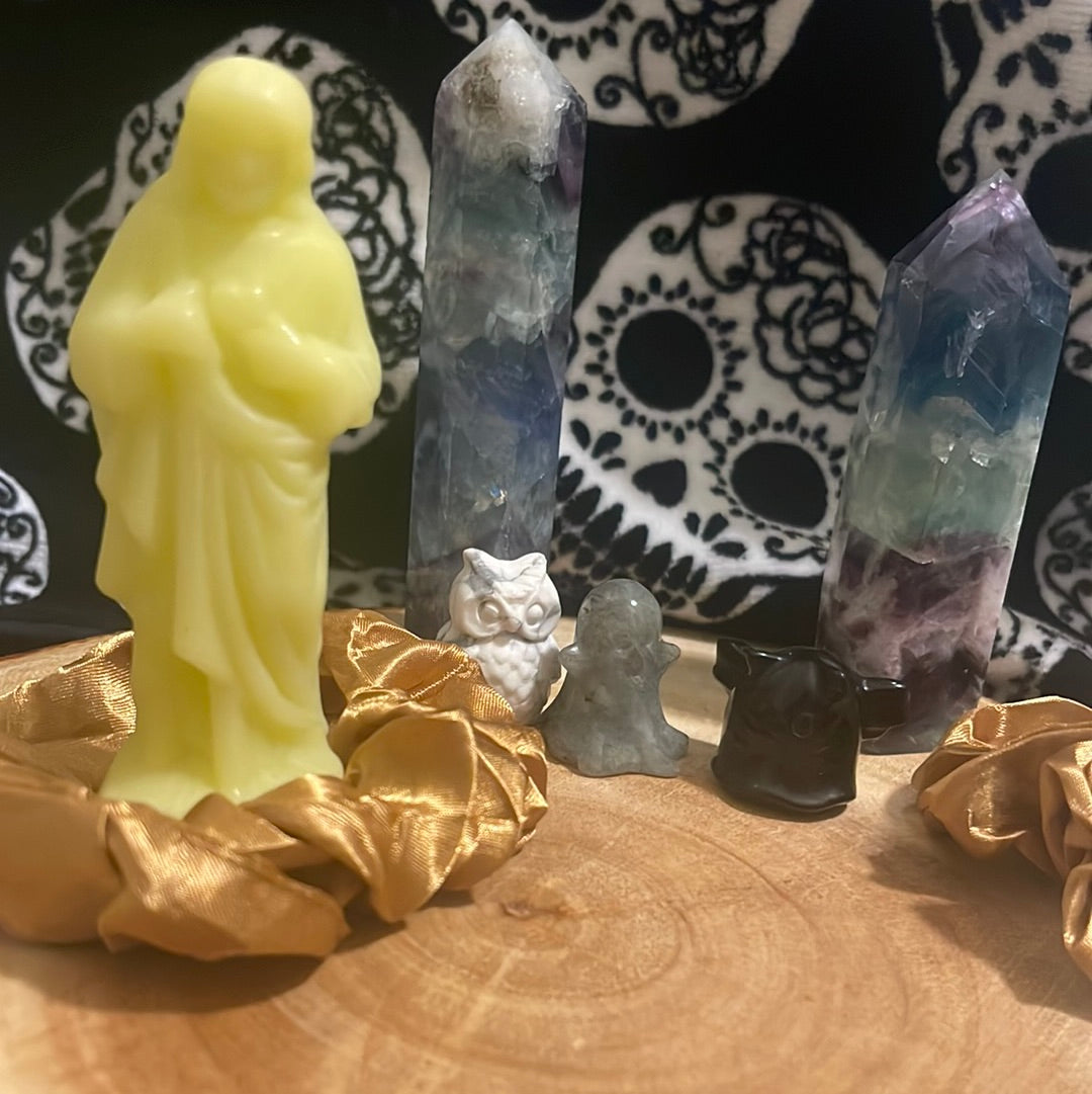 Jesus relics carvings