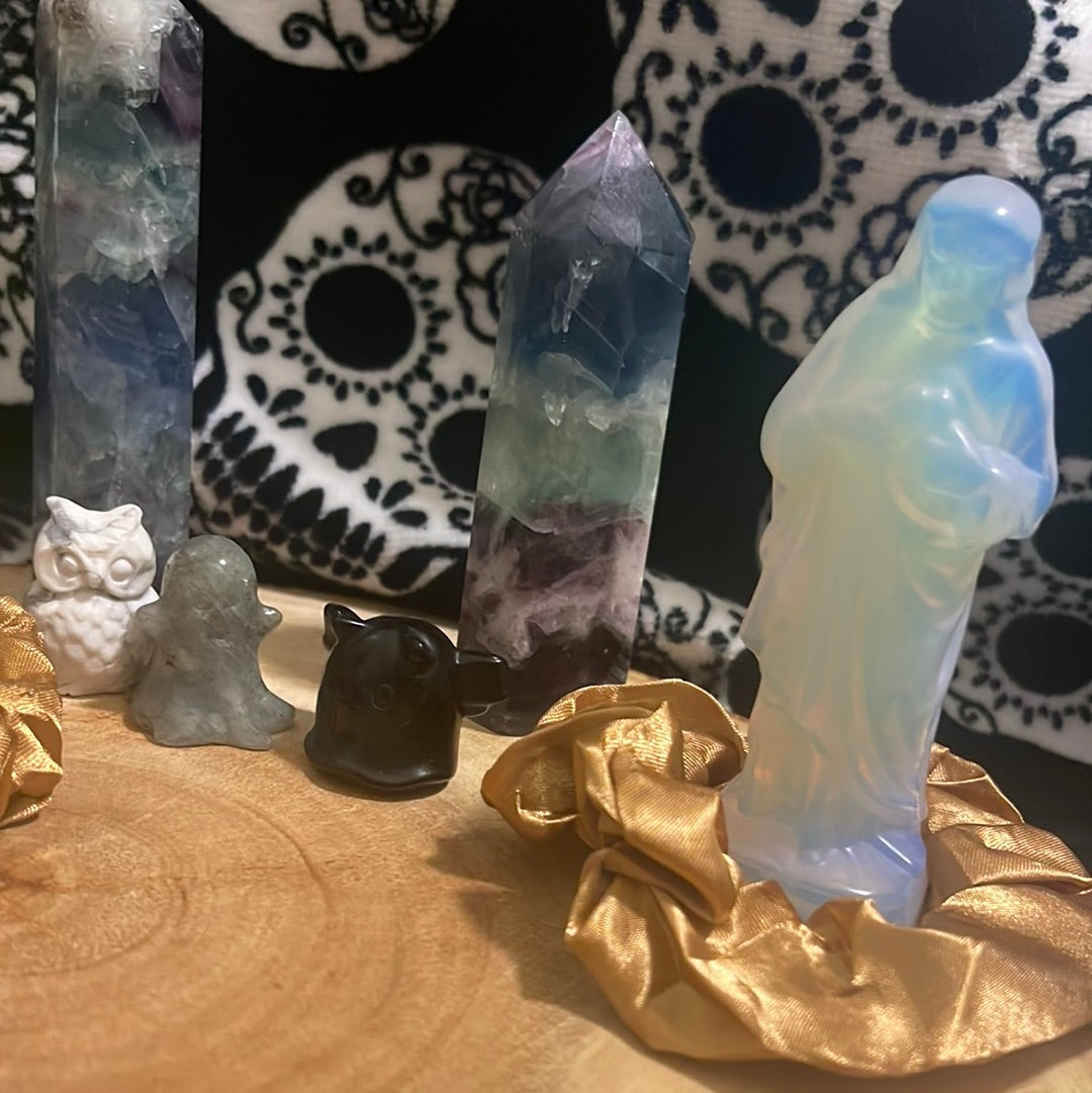 Jesus relics carvings