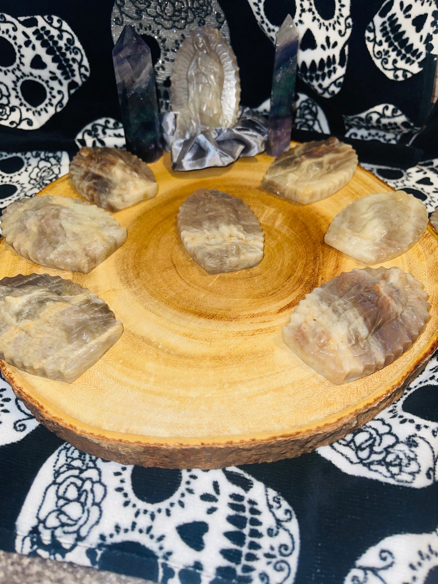 Virgin mary carving obsidian