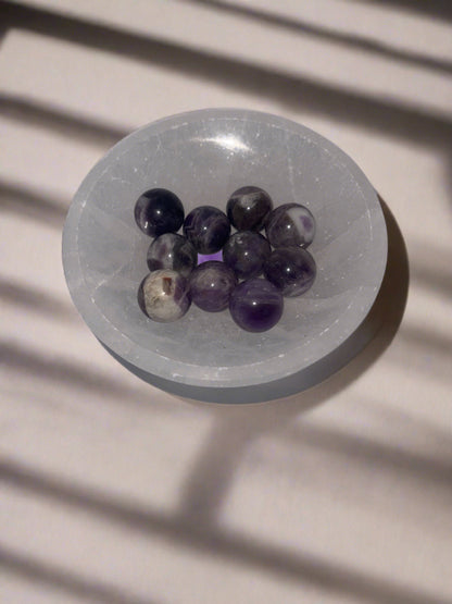 Amethyst quartz sphere
