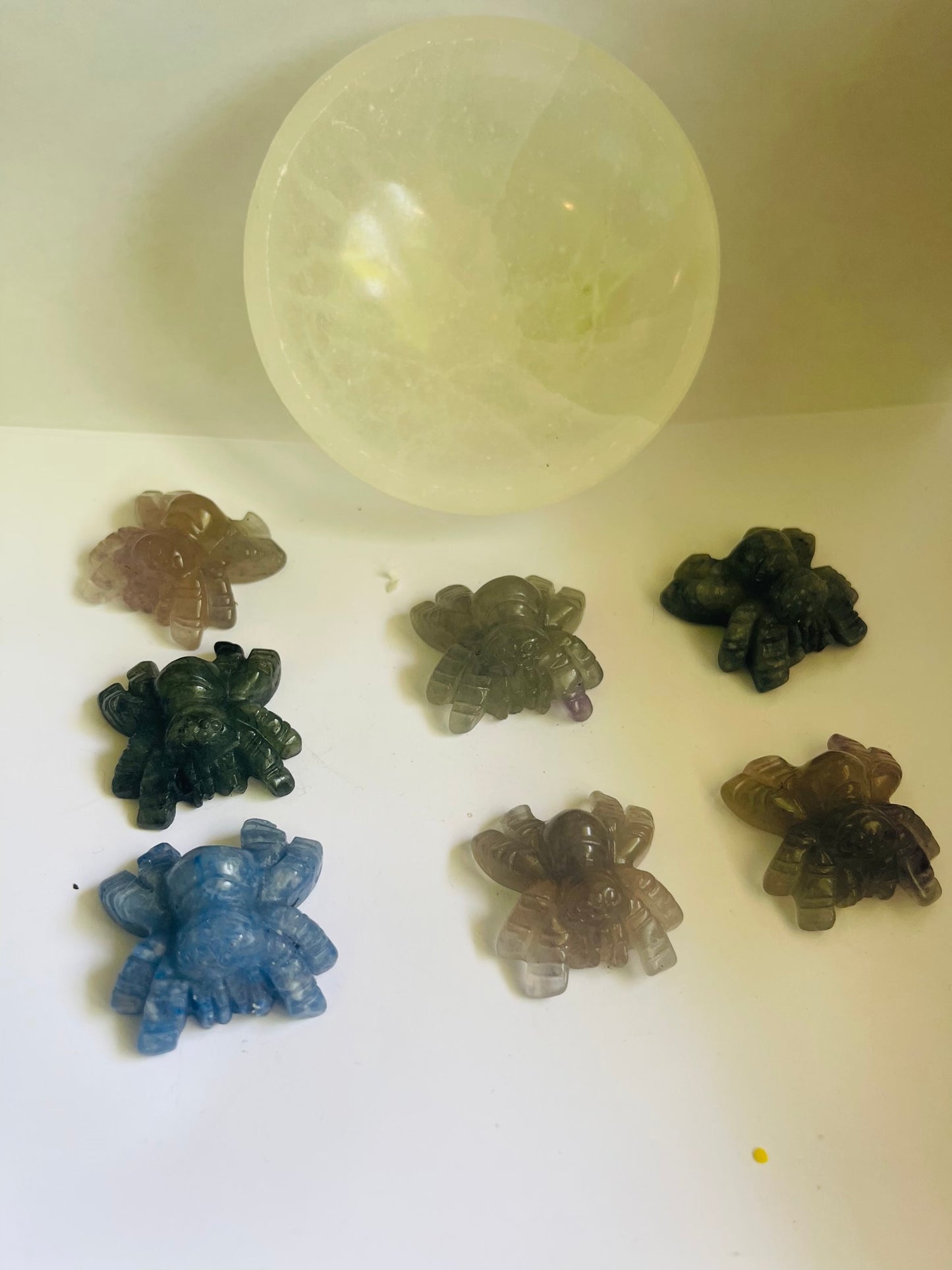 Color obsidian spider carved