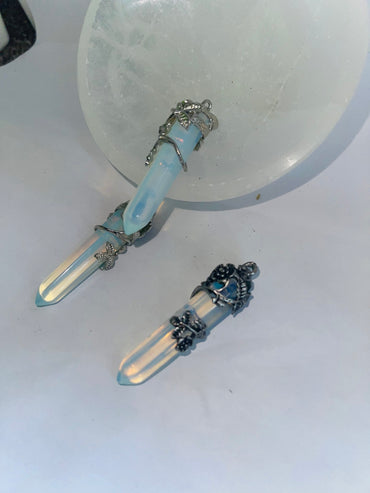 Clear quartz pendant