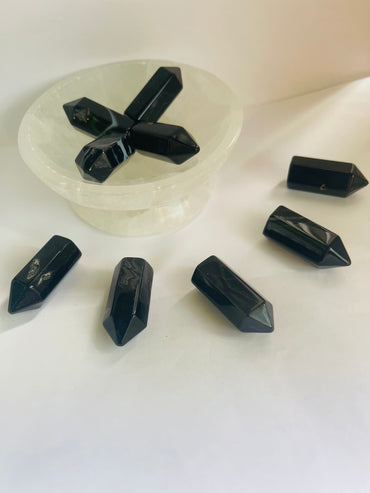 Black obsidian towers mini