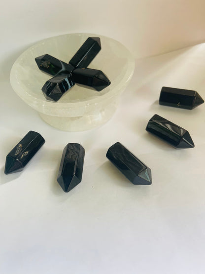 Black obsidian towers mini