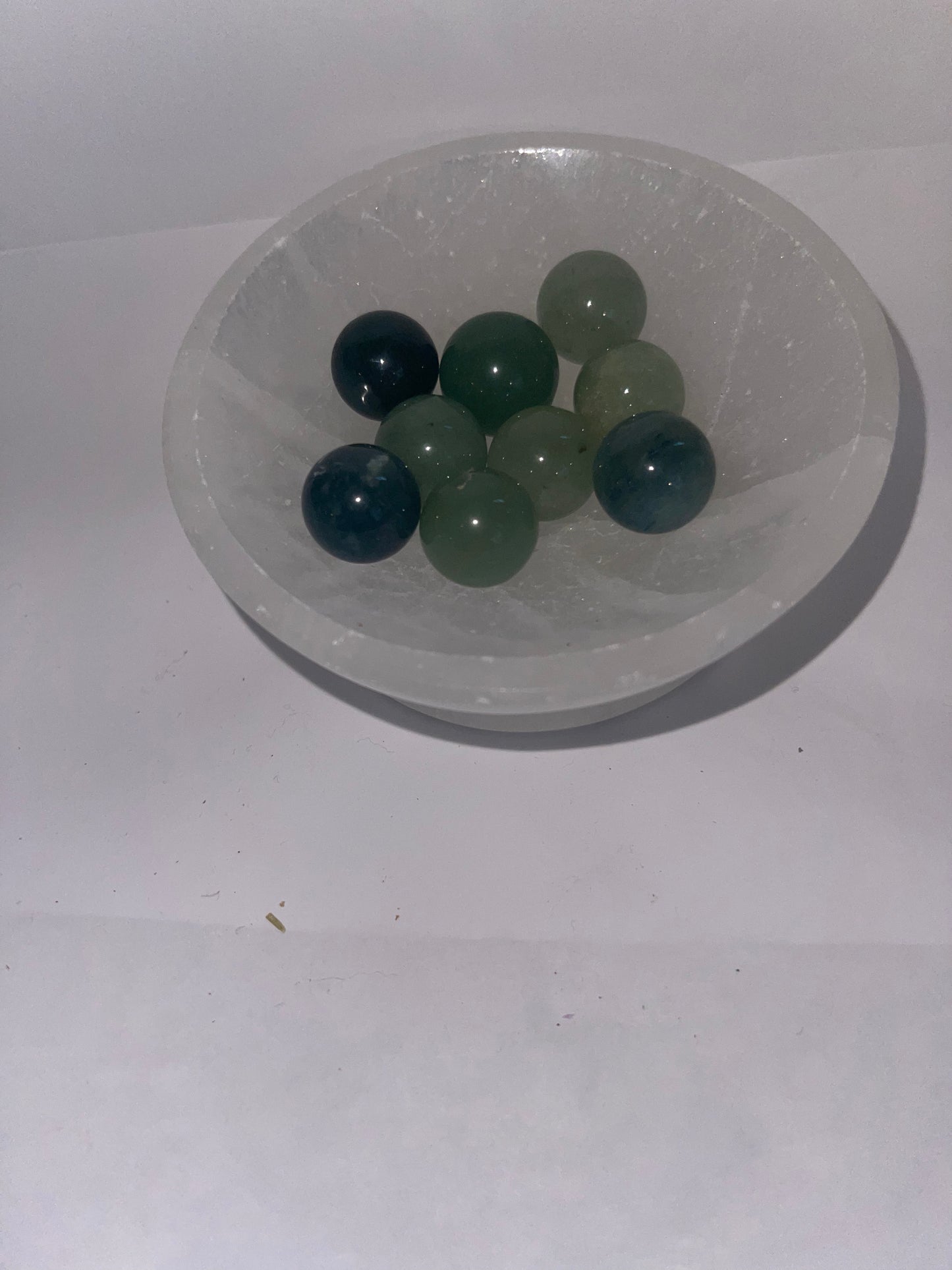 Mini green garden spheres