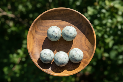 kiwi spheres
